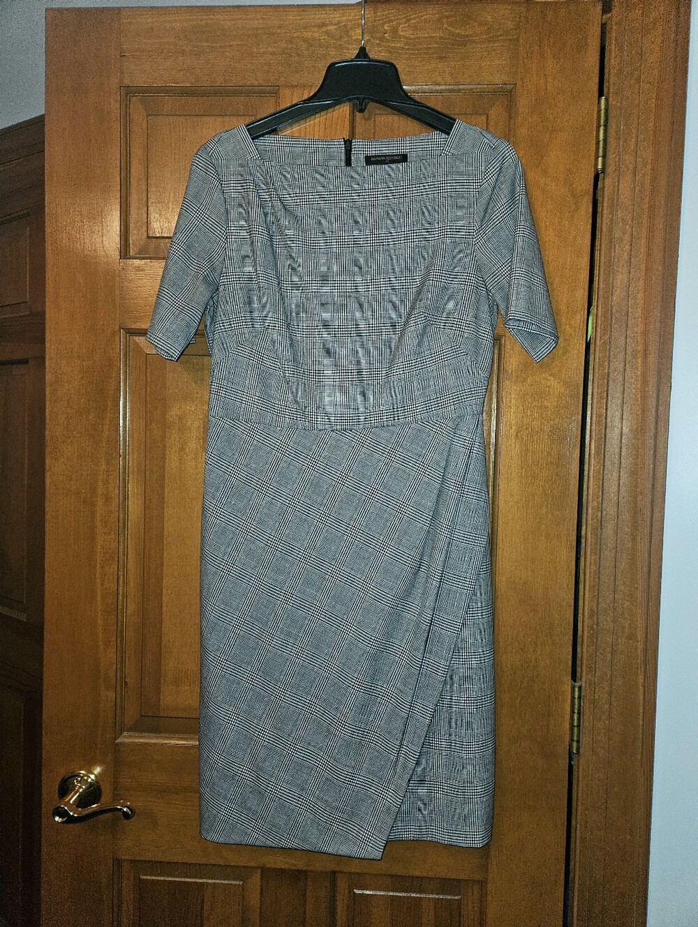 Banana Republic Factory Gray Plaid Midi Sheath Dress